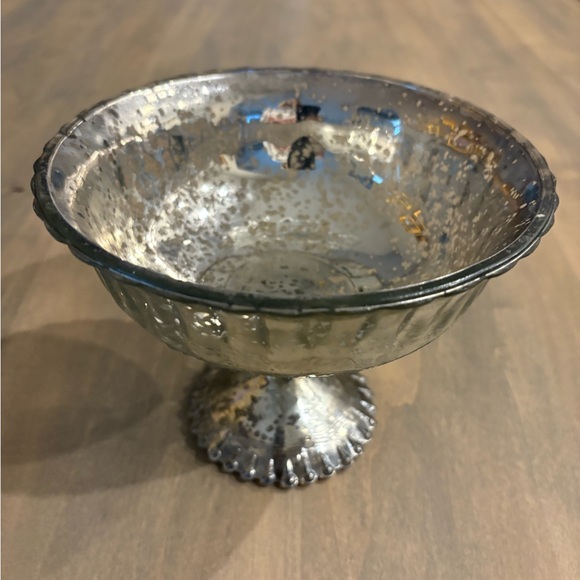 Silver Mercury Glass Pedestal Bowl - Picture 11 of 11